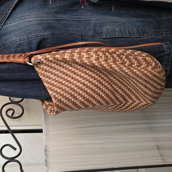 Christopher Kon Woven Leather Shoulder Bag/Crossbody! - Picture 4 of 13